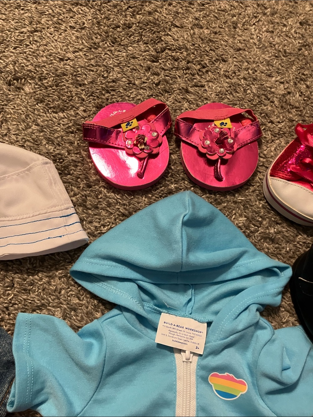 Build-A-Bear Clothing and Accessories Set - Picture 3 of 12